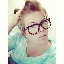 AdelanaDigna's profile picture. I wish I could mute people in real life