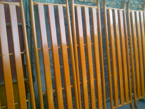 Produce, rent and sell frame scaffolding and parts