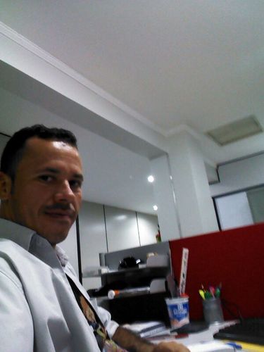 Cristão, casado, contador e fiel as origens biblicas.
