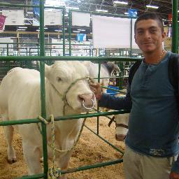 campesino, comerciante, convencido de que Petro es la opción.