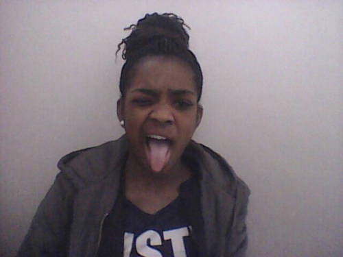 SharShyShy's profile picture. 