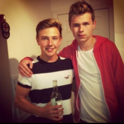 Tayloooordude's profile picture. i love food, kristen stewart, taylor swift, ed sheeran and sloths and owlcats.