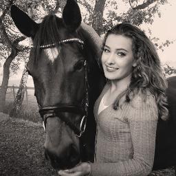 Follow me, I follow back. I am a pitcher. Softball is everything to me! I am a country girl, love to ride horses and go hunting! #CleatChaser