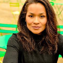 URCelebStyle's profile picture. 