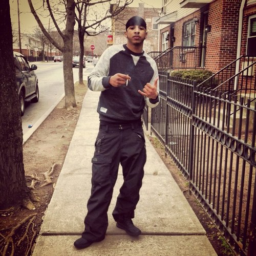 GRAFTON AVE... Bbm? 27862D9F