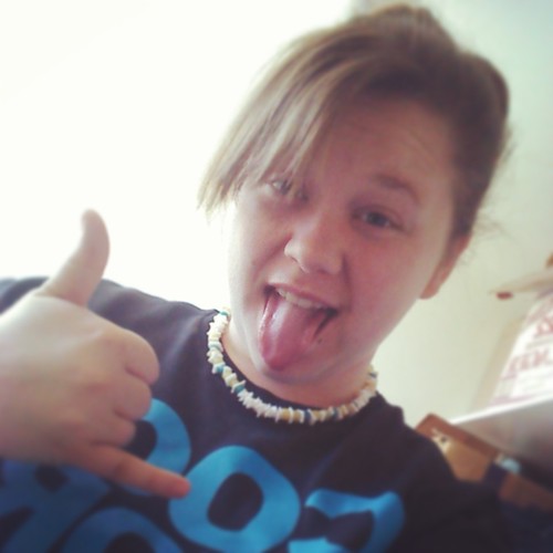 Emily Ann| Junior| Live.Laugh.Love| No Team Just Me| 3 Volleyball.&&softball| Follow me Follow Back| ( : ♥♪♫♀