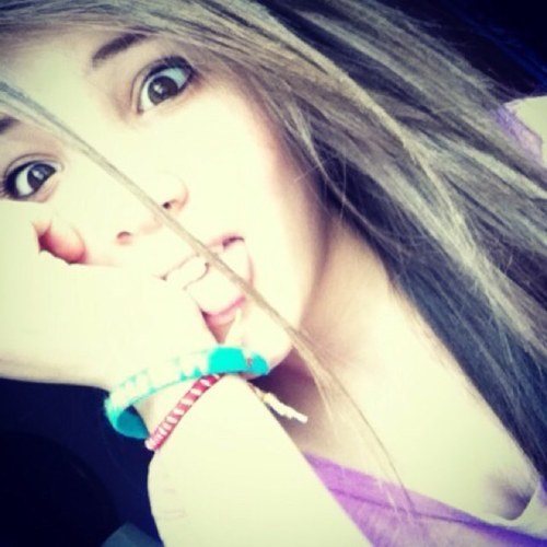 Hey Its Riley. 18 years of age. Michigan. I love kellin quinn. Follow✌