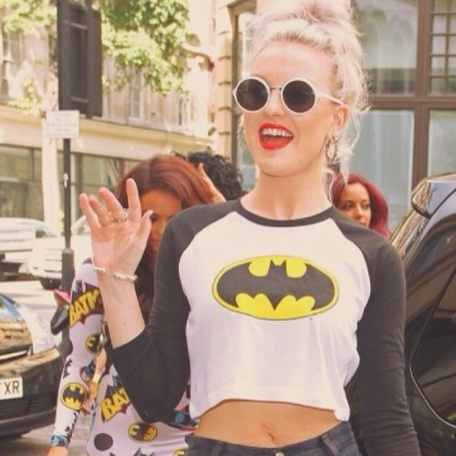 whisperrie's profile picture. i'm here for the music