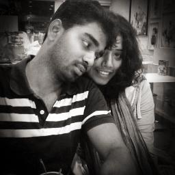 Fashion Designer....Dreams to enter cine industry as a costume designer!!!! awaiting 4 a change!!!!
