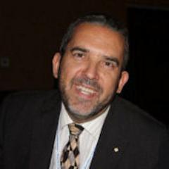 Profesor de Tecnología Electrónica y de Tecnología Aplicada en la Educación de la Ingeniería de la UNED