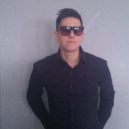 Mi chiamo Alfonso,vivo a Cellole(CE) e frequento le superiore a Sessa....Amo giocare a i videogiochi ma sopratutto giocare a calcio...Bona