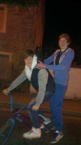 RKinvig's profile picture. sleep- beer- more sleep.