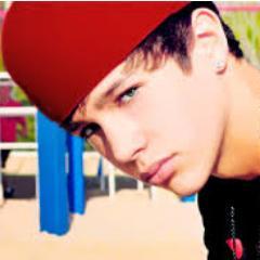 I love Austin Mahone and One Direction