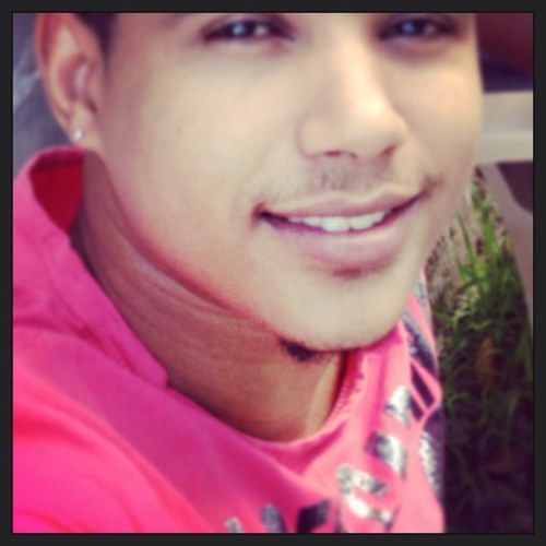 Mo_racka's profile picture. Artist from Tanzania africa, Model, Entrepreneur, Down to earth and loves exposure (founder c.e.o myrecods)