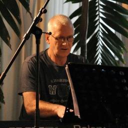 Jazz-muziekliefhebber, muzikant en geluidstechnicus. Bebop, Swing, Fusion, Bigband