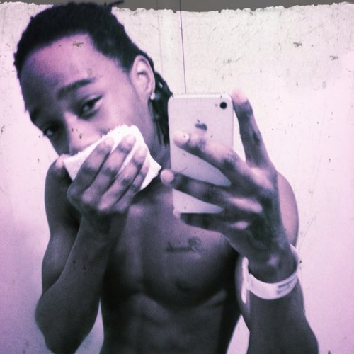 The one and only *STAR* to ever make it. #TeamFuckLove #TeamFollowBack #TeamInk Oh!!! yea #TeamIfThat'sYoHoeThat'sMyHoe2wo #TeamFUCKYOU