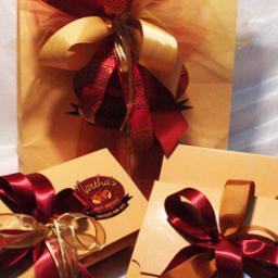 Chocolates, spirits, gift baskets, sweets and nuts of the best quality. E-shop.