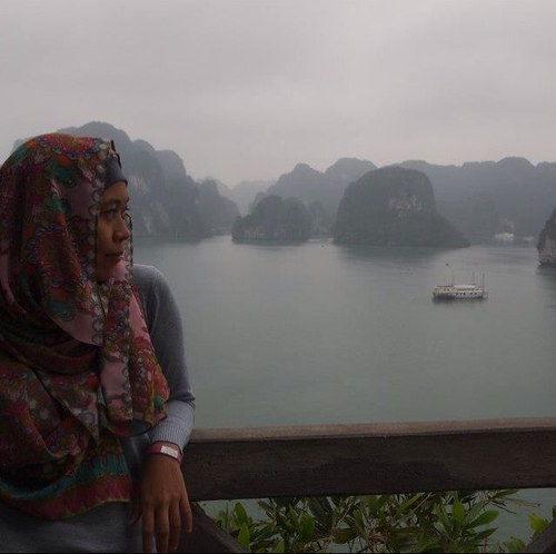 deinedessy's profile picture. hereandthere