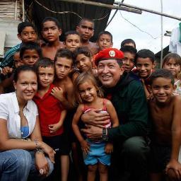 Hijo de Jesús e Idilia.
Maestro de escuela, panita de Ali y creyente como Aquiles. 
Amazonense, catarero, manaquero y mañoquero.
Viva Chávez.