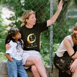 LoriCraig33's profile picture. Rare 'born in Calgary' Calgarian, proud alumni of CHHS, MRU (basketball : ), CPS, Northern Telecom, Stoney Nakoda. Travel addict, HR Consultant, Interdependence