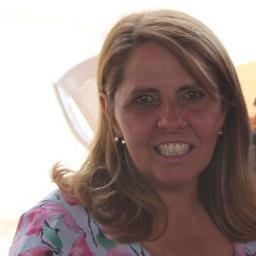 Psicopedagoga, filha de Deus, co-herdeira em Cristo Jesus, que acredita em transformações quando se tem fé em Deus, ética, compromisso, generosidade.