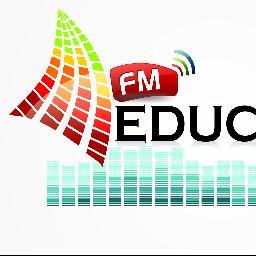 A FM Educativa (FM 102,5), a primeira rádio de Icapuí, foi fundada em 21 de setembro de 1996.