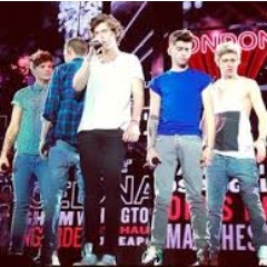 ツ 5/5 me ignoran. *Carly Rae Jepsen follows*