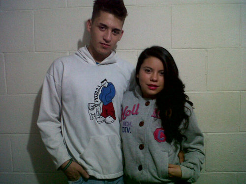 Quee'Vueltaa 
 Sigueme Y Te Sigo!!
