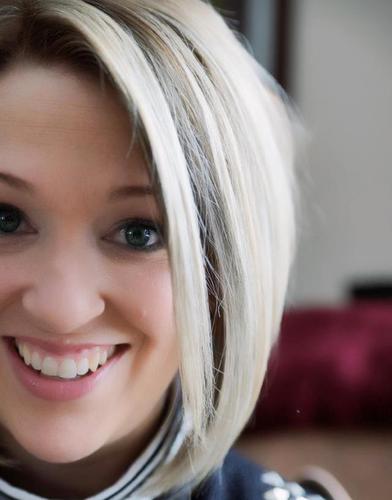 EmilyNHartzog's profile picture. Marketing/PR professional, Hula Girl, Mom, Bears fan, Cubs sympathist, Make-up lover, and roll up your sleeves optimist.