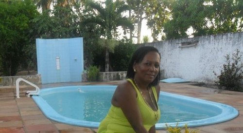 sou um pessoa tranquila, sincera e que gosta de fazer amizade,estudante do curso de Gestao de Cooperativa da UFRB