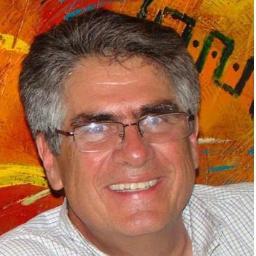 Soy especialista en Teletrabajo, en traducciones, transcriptor, consultorías y asesorías en publicidad y mercadeo