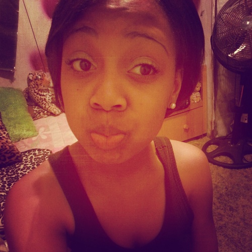 #TeamLightSkinned #teamLikeHateOrLoveMeIDGAF #Team Jesus #teamPrettyEyes #Team Beautiful#TeamSINGLE :)