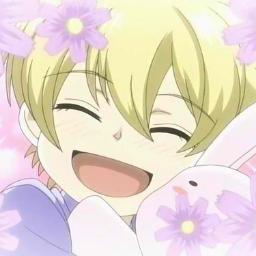|Honey senpai the lolita boy type| @TheSilentMori @iyokotweets Mom:@Kululumajor Single~ Bisexual~ Ouran~ 
亲爱的学长
~RP~