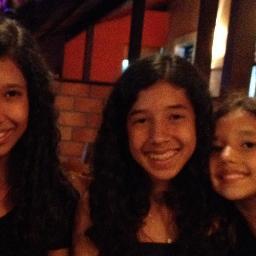 live in Brazil. fan of 1D and JB
@hot_tommo_1D