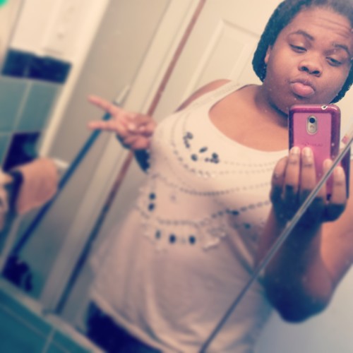 track star / 5'6 / ayeee were the freaks at? / im funny, playful, play video games, love football,