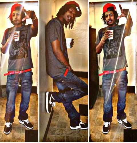 I been trey 1 since day1. Catch me where da money at. Its a IIIs thang. #braindead. Music n money is motivation