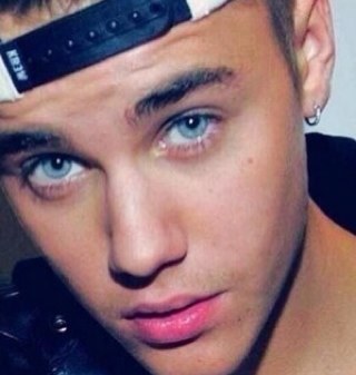 RolexBieber's profile picture. Message to them haters middle finger to the wind