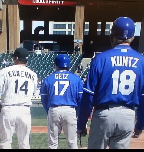 Creating and sharing the best White Sox and other sports related memes on Twitter. Send us your best memes and we'll repost. #WhiteSoxMemes. We #FollowBack!