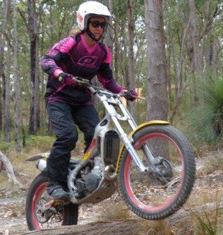 Escaping to the country every weekend keeps me sane, chicken fancier, not a chicken eater, dirt bike Rhonda and trials bike Rocks Ann, sailor on L plates.