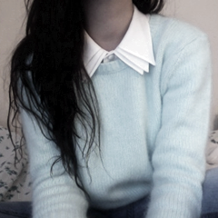 (Francesca, 15). Green tea, rain, big sweaters and books.