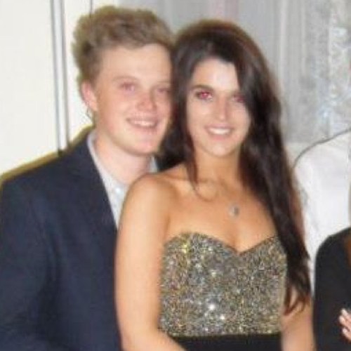 RhiaHoney's profile picture. 