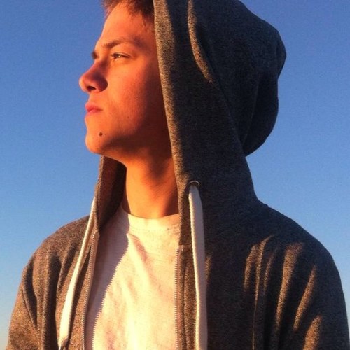 Tmorg03's profile picture. Husband to my beautiful wife. I sell dental software. That's pretty much it