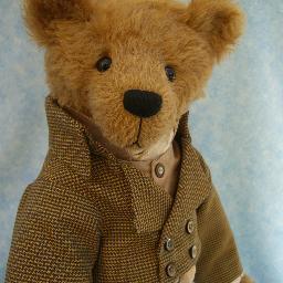 Maker of teddy bears, animals & dolls for the discerning collector.