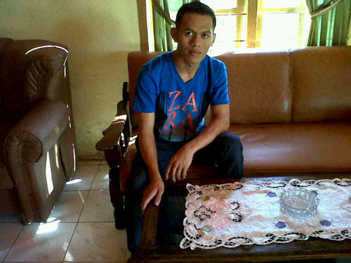 nasrul_37's profile picture. 