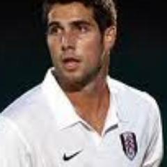 1st Gen Cuban American. Addicted to politics, Fútbol and ropa vieja. Anti-Obama. Viva Romney 2012.