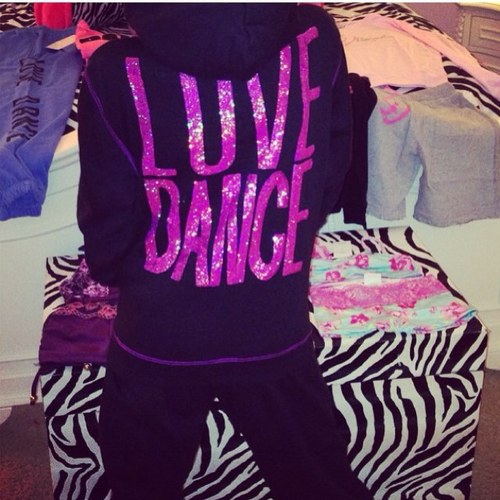 HEARTLESS ROMANTICS http://t.co/0AbuVVPc7S CUSTOM DANCE APPAREL