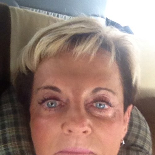 I am a wife...mother...and a daughter...  a soulwnner...pastor...evangelist...and I love God and life...