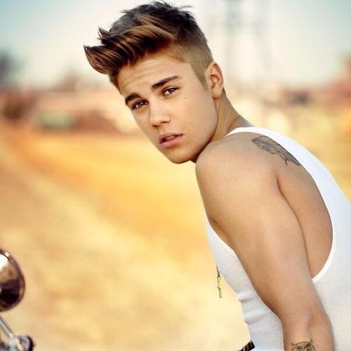 we are here for justin independent the reason we will always support him, Bieber is my life and Drew is my inspiration ,kidrauhl never will die if we stay here.