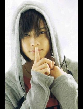 ジャニーズ大好きです。特に松村北斗好きです。完全なる事務所坦です笑どのグループも語れますよ。よろしくお願いします。フォロー必ずします。
