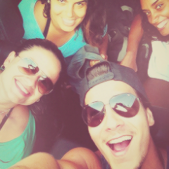 ´´tatuei arthur aguiar no meu coração`` ♥ 
   Thiago Amaral me mandou beijo. http://t.co/DmOHZMzd